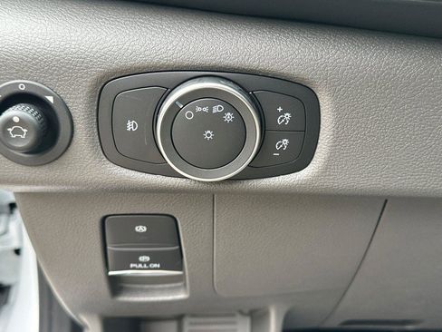 New 2025 Ford E-Transit 350 image 22