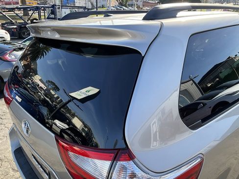 Used 2015 Toyota Sienna LE image 79