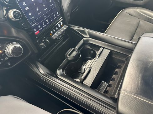 Used 2022 RAM 1500 Limited AWD/4WD image 19