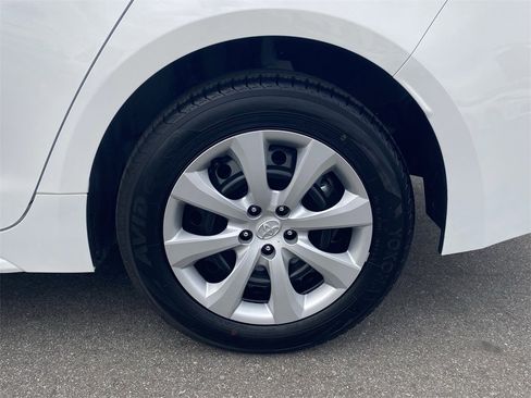 Certified 2025 Toyota Corolla LE image 12