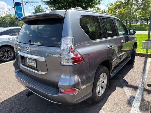 Used 2018 Lexus GX 460 w/ Navigation Package AWD/4WD image 11