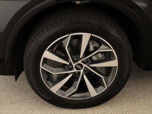 Certified 2023 Audi Q5 2.0T Premium Plus w/ Premium Plus Package AWD/4WD image 33