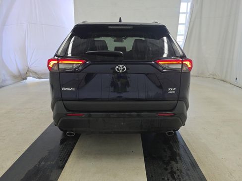 Used 2025 Toyota RAV4 XLE w/ Convenience Package AWD/4WD image 5