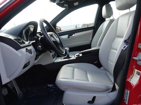 Used 2010 Mercedes-Benz C 300 Sedan image 58