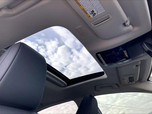 Used 2025 Lexus NX 350h AWD w/ Premium Package image 14