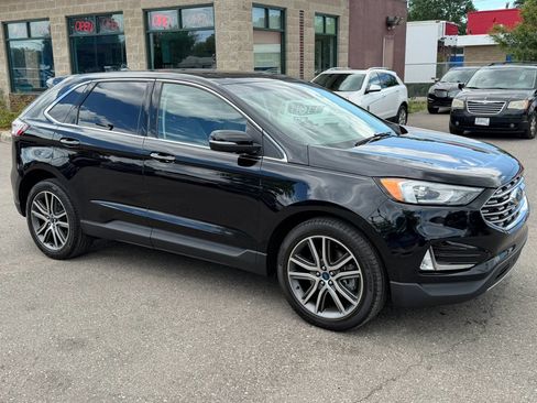 Used 2019 Ford Edge Titanium w/ Cold Weather Package AWD/4WD image 7