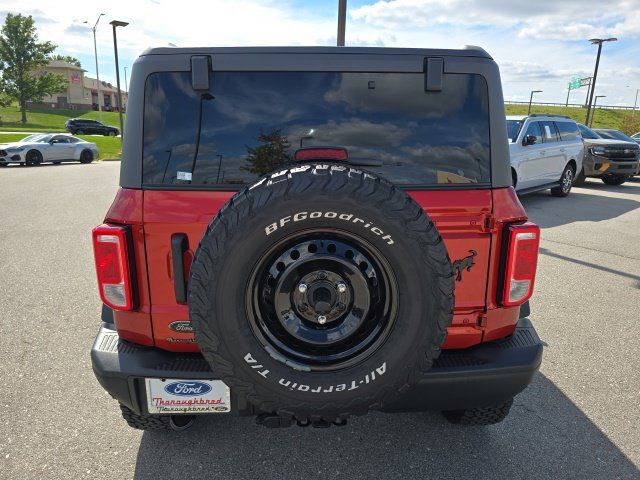 Used 2024 Ford Bronco Black Diamond AWD/4WD image 4