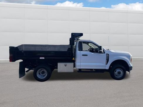Used 2024 Ford F350 XL w/ Snow Plow Prep Package image 5