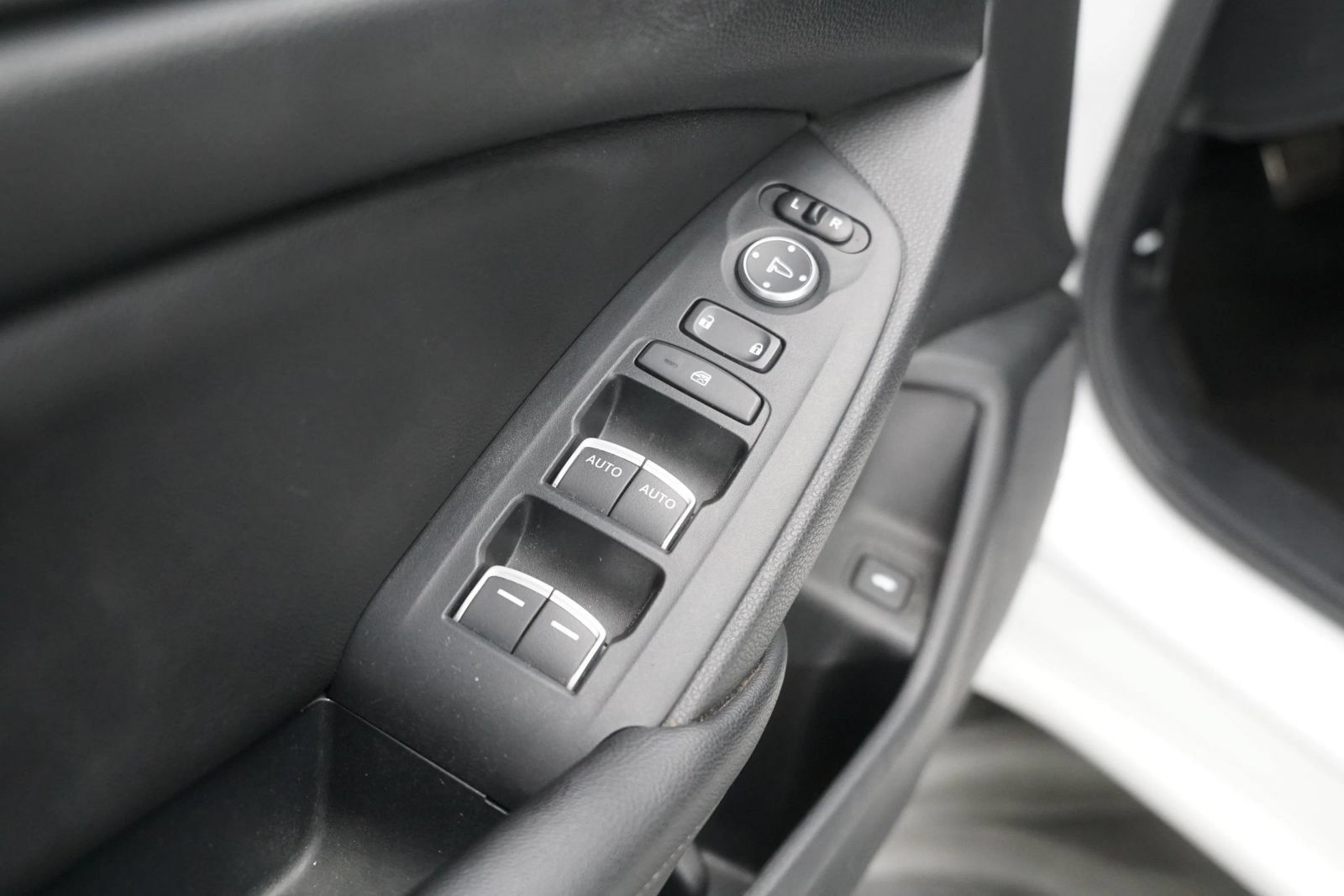 Used 2020 Honda Accord Sport image 17