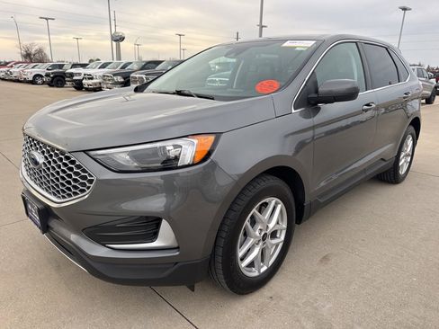 Certified 2024 Ford Edge SEL image 23