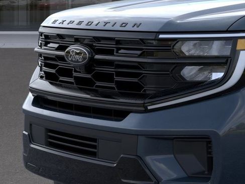 New 2026 Ford Expedition Max Platinum w/ Stealth Appearance Package AWD/4WD image 18