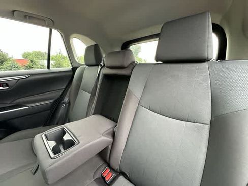 Used 2025 Toyota RAV4 XLE w/ Convenience Package AWD/4WD image 17