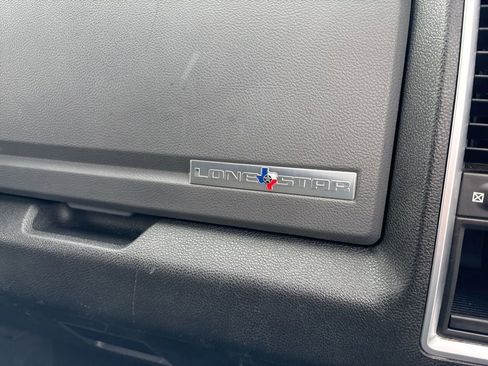 Used 2016 RAM 1500 Lone Star AWD/4WD image 41