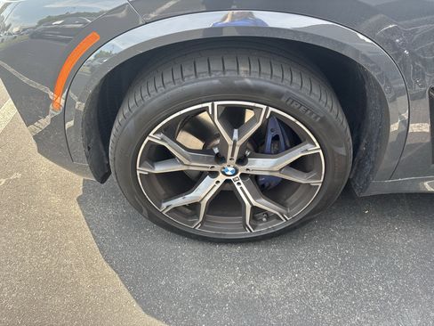 Used 2025 BMW X5 xDrive40i w/ M Sport Package AWD/4WD image 24