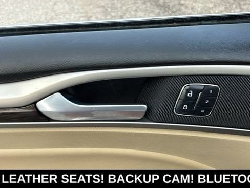 Used 2015 Ford Fusion SE w/ Equipment Group 202A FWD image 9