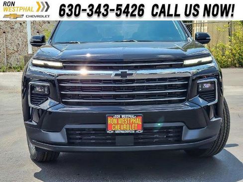 New 2025 Chevrolet Traverse LT image 4