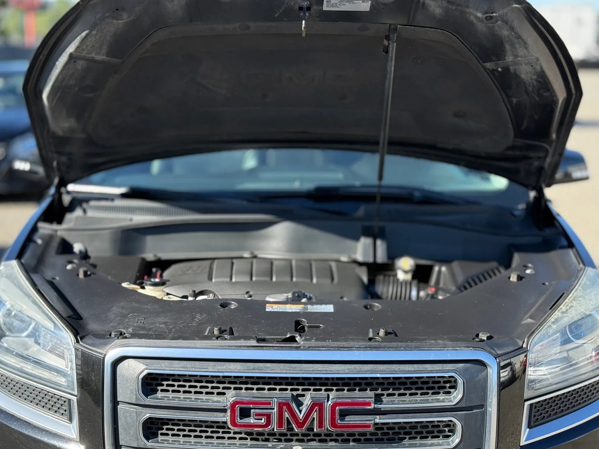 Used 2016 GMC Acadia SLT w/ Open Road Package AWD/4WD image 30
