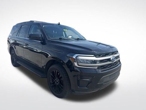 Used 2024 Ford Expedition XLT AWD/4WD image 7