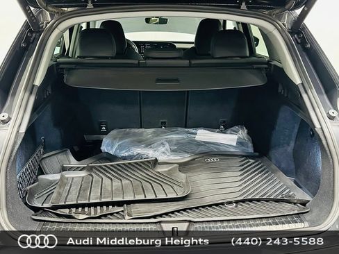 Certified 2025 Audi Q5 Premium Plus w/ Premium Plus AWD/4WD image 30