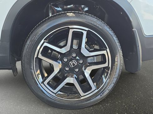 Used 2023 Honda Passport EX-L image 32