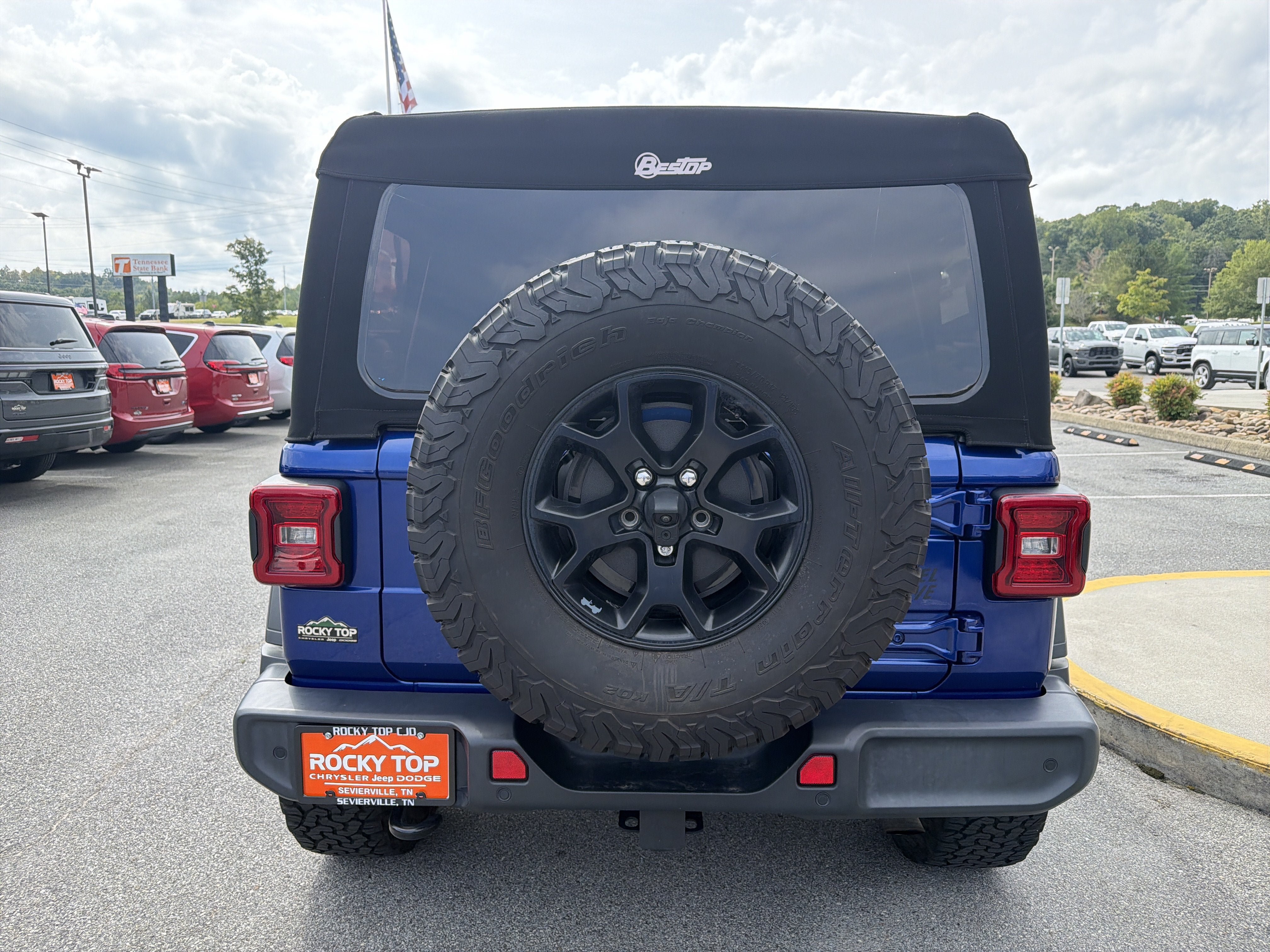 Used 2020 Jeep Wrangler Unlimited Sport AWD/4WD image 9