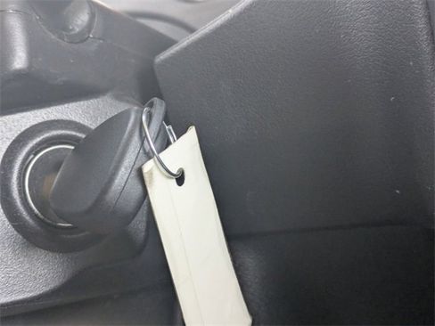 Used 2017 Jeep Patriot Sport w/ Power Value Group image 29