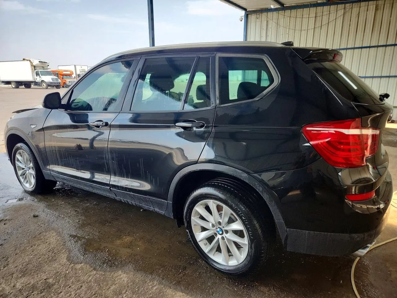 Used 2017 BMW X3 xDrive28i AWD/4WD image 4