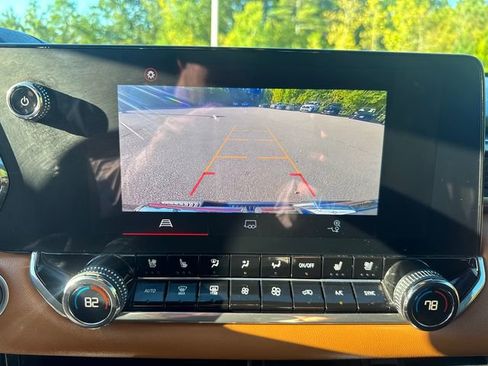 Used 2023 GMC Canyon AT4 w/ AT4 Premium Package image 35