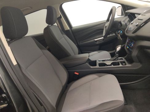 Used 2018 Ford Escape SE FWD image 21