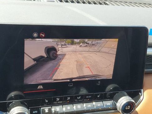 New 2026 GMC Canyon AT4 AWD/4WD image 22