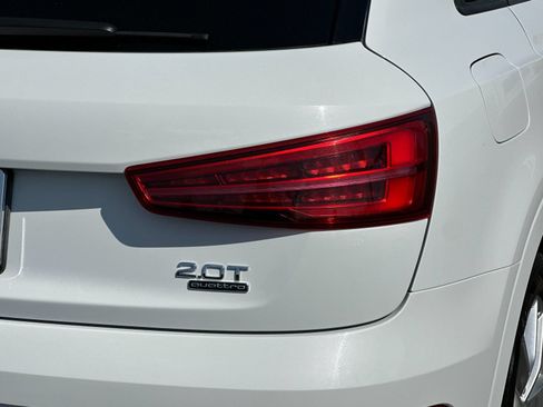 Used 2018 Audi Q3 2.0T Premium w/ Convenience Package AWD/4WD image 25