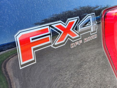 Used 2023 Ford F150 Lariat w/ FX4 Off-Road Package AWD/4WD image 28
