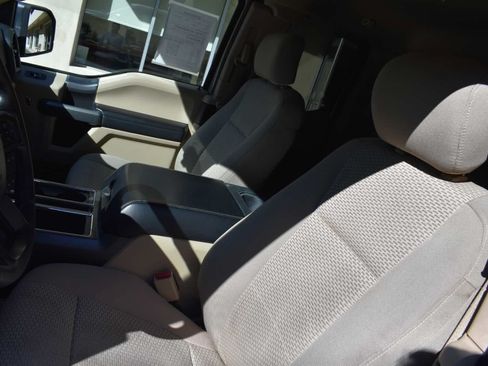 Used 2017 Ford F150 XLT w/ Equipment Group 302A Luxury RWD image 12