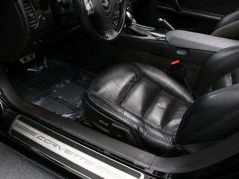 Used 2011 Chevrolet Corvette Grand Sport w/ Preferred Equipment Group image 21