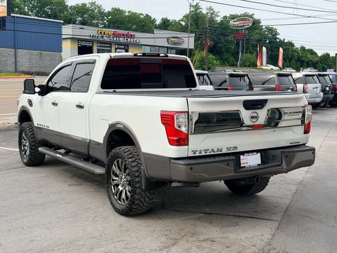 Used 2017 Nissan Titan Platinum Reserve AWD/4WD image 4