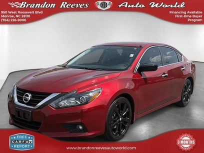 Used 2017 Nissan Altima 2.5 SR w/ Midnight Edition Package