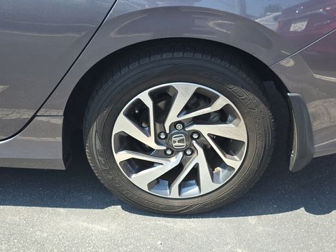 Used 2016 Honda Civic EX image 32