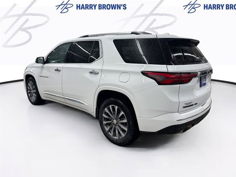 Used 2023 Chevrolet Traverse Premier AWD/4WD image 2