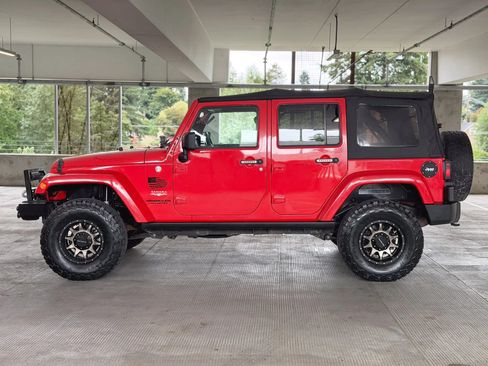 Used 2014 Jeep Wrangler Unlimited Sahara w/ Katzin Premium Leather Group AWD/4WD image 8