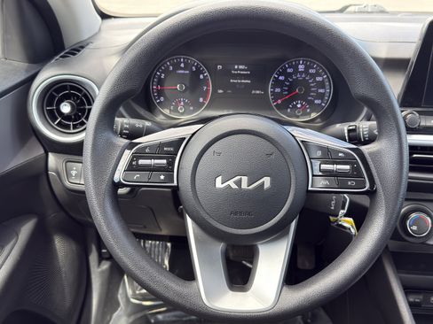 Used 2024 Kia Forte LXS FWD image 32