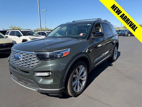 Used 2022 Ford Explorer Platinum w/ Equipment Group 601A AWD/4WD image 3