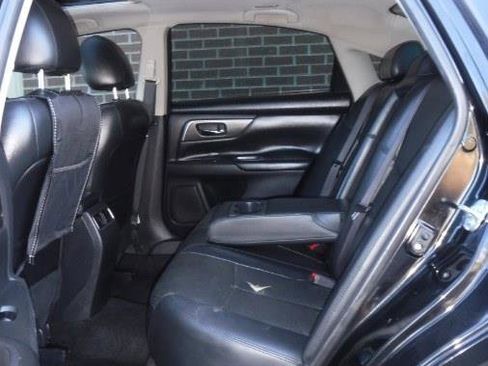 Used 2015 Nissan Altima 2.5 SL w/ Moonroof Package image 14