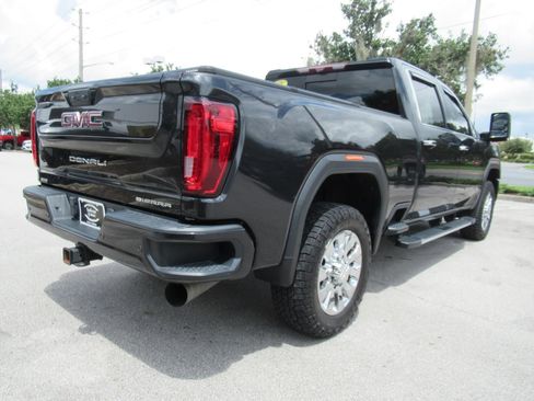 Used 2020 GMC Sierra 2500 Denali w/ Denali Ultimate Package AWD/4WD image 7