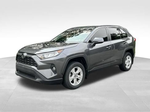 Used 2021 Toyota RAV4 XLE AWD/4WD image 1