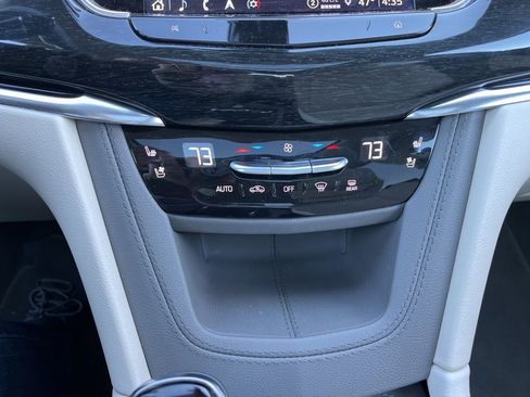 Used 2023 Cadillac XT6 Premium Luxury w/ Technology Package image 10