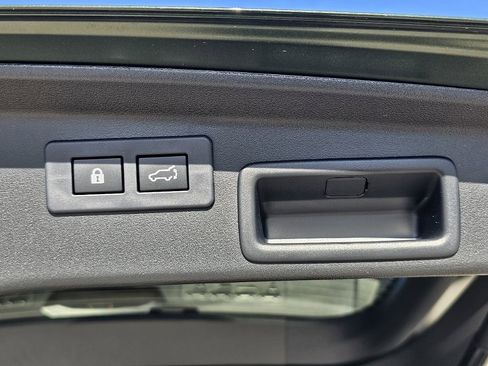 New 2026 Subaru Outback Limited image 11