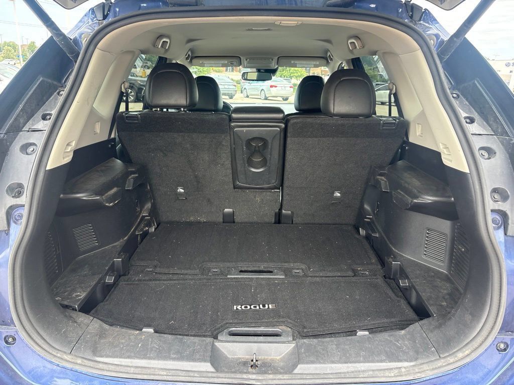 Used 2018 Nissan Rogue SL FWD image 38