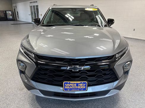 Used 2023 Chevrolet Blazer LT w/ Midnight/Sport Edition AWD/4WD image 2