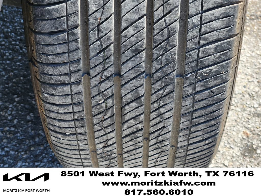 Certified 2025 Kia Sorento S AWD/4WD image 10