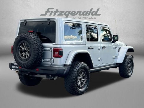 Used 2022 Jeep Wrangler Unlimited Rubicon w/ Trailer Tow Package image 7